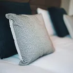 Ferienhaus 3bed House Sleeps 5 Close To Cook Hospital