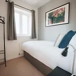 Ferienhaus 3bed House Sleeps 5 Close To Cook Hospital