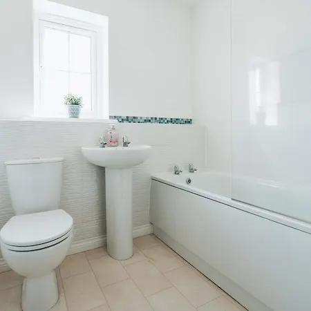 3bed House Sleeps 5 Close To Cook Hospital * Ormesby